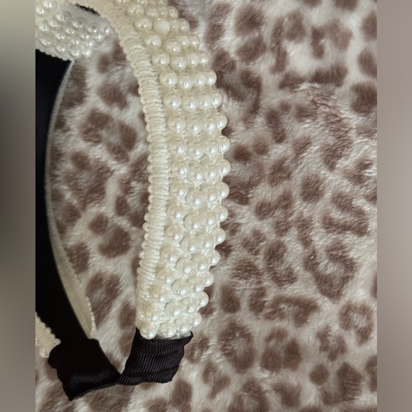 Sincerely Jules Faux Pearl Headband - Picture 2 of 3